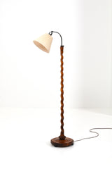 Golvlampa i trä, tidig 1900-tal