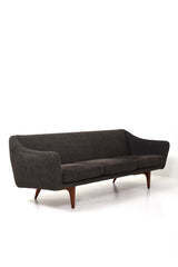 Soffa "ML-140" av Illum Wikkelsø för A. Mikael Laursen & Søn, Danmark, 1950tal