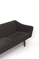 Soffa "ML-140" av Illum Wikkelsø för A. Mikael Laursen & Søn, Danmark, 1950tal