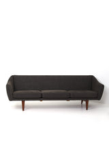 Soffa "ML-140" av Illum Wikkelsø för A. Mikael Laursen & Søn, Danmark, 1950tal