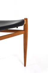 Pall i ek och svart läder av Östen Kristiansson för Luxus