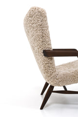 Fåtöljer i fårskinn av Svante Skogh, 1950-tal