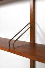 Hyllsystem "Royal System" av Poul Cadovius, Danmark, 60tal