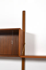 Hyllsystem "Royal System" av Poul Cadovius, Danmark, 60tal