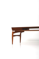Teak soffbord med fyra lådor på sidorna Design med spindelliknande ben