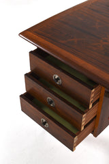 Elegant skrivbord med låsbart skåp och öppna hyllor, 50tal