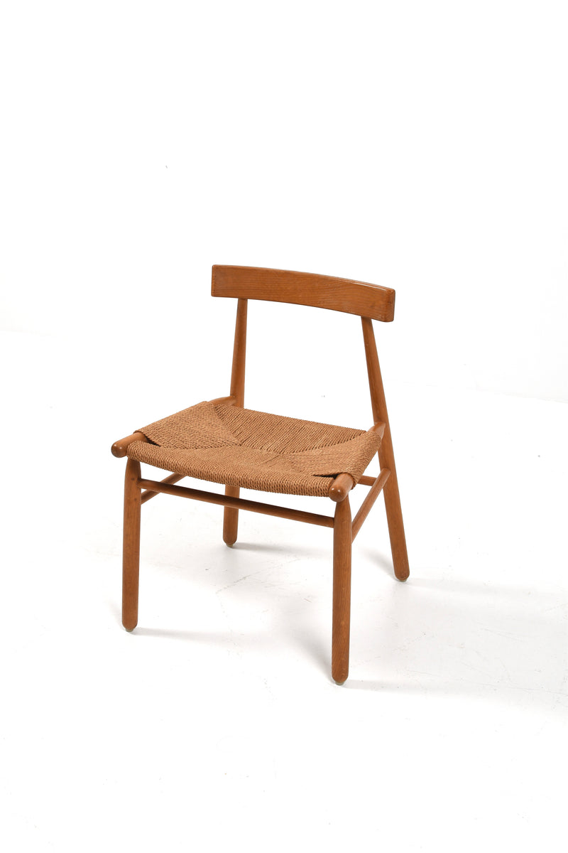 Dansk stol i ek med flätad sits i papperssnöre, 1950-tal