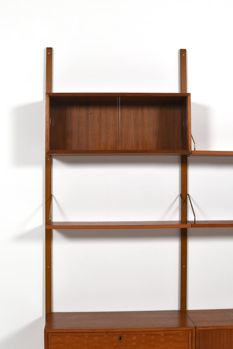 Hyllsystem "Royal System" av Poul Cadovius, Danmark, 60tal