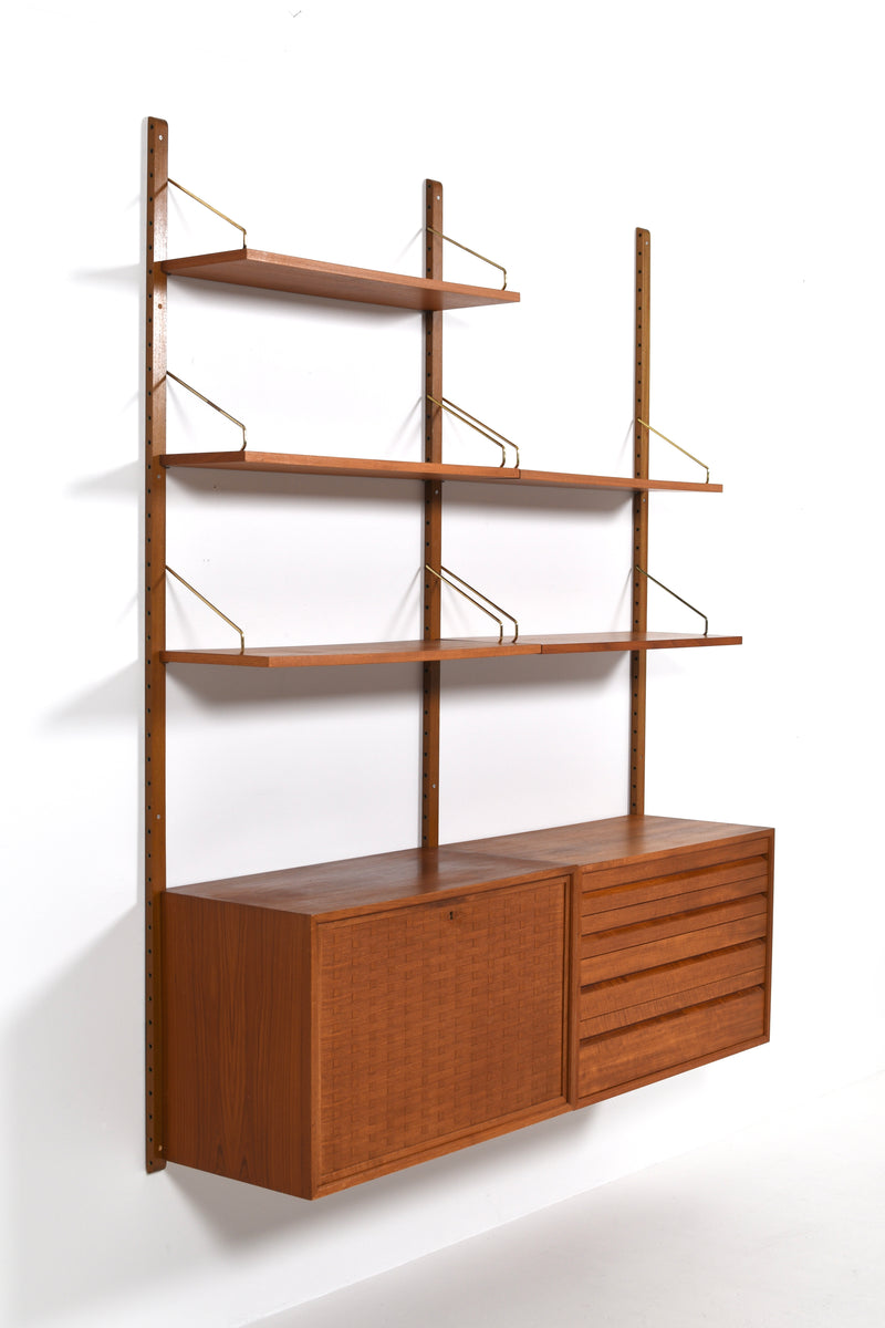 Hyllsystem "Royal System" av Poul Cadovius, Danmark, 60tal