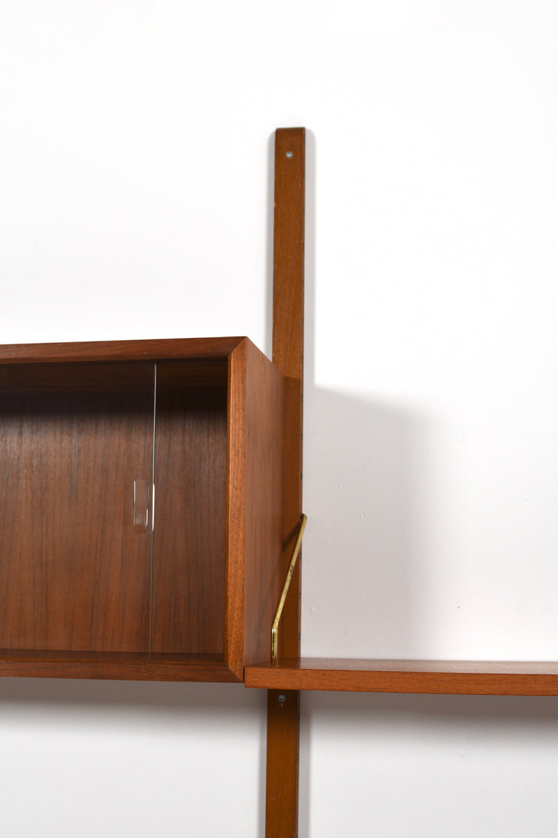 Hyllsystem "Royal System" av Poul Cadovius, Danmark, 60tal